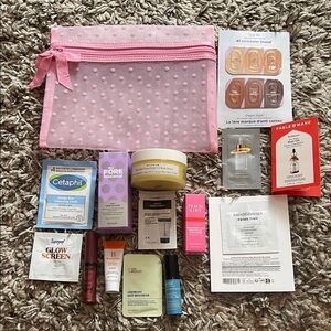 MAKEUP AND BODY CARE BUNDLE